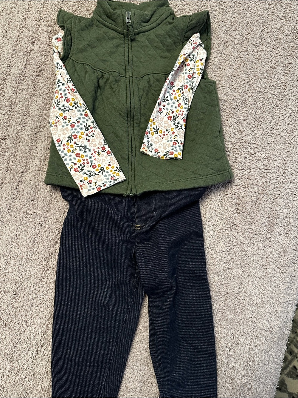 🍂 Simple Joys by Carter’s 3PC Outfit Vest Floral Bodysuit Leggings 18M